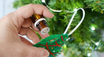 How to make fake trees smell like a real tree