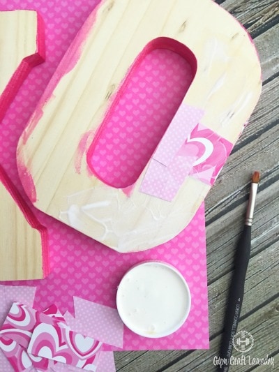 Easy Decoupage Ideas for Valentines Day or for a Little Girl's Bedroom! 