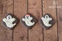 Halloween Treats To Make This Year: Ghost Cookies