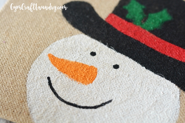 How to make christmas art from burlap canvas