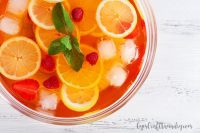 Yummy fruit drinks for summer