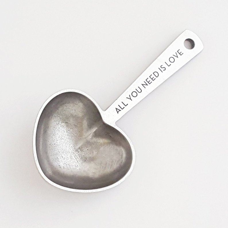 Give idea for new moms. A heart shaped measuring spoon